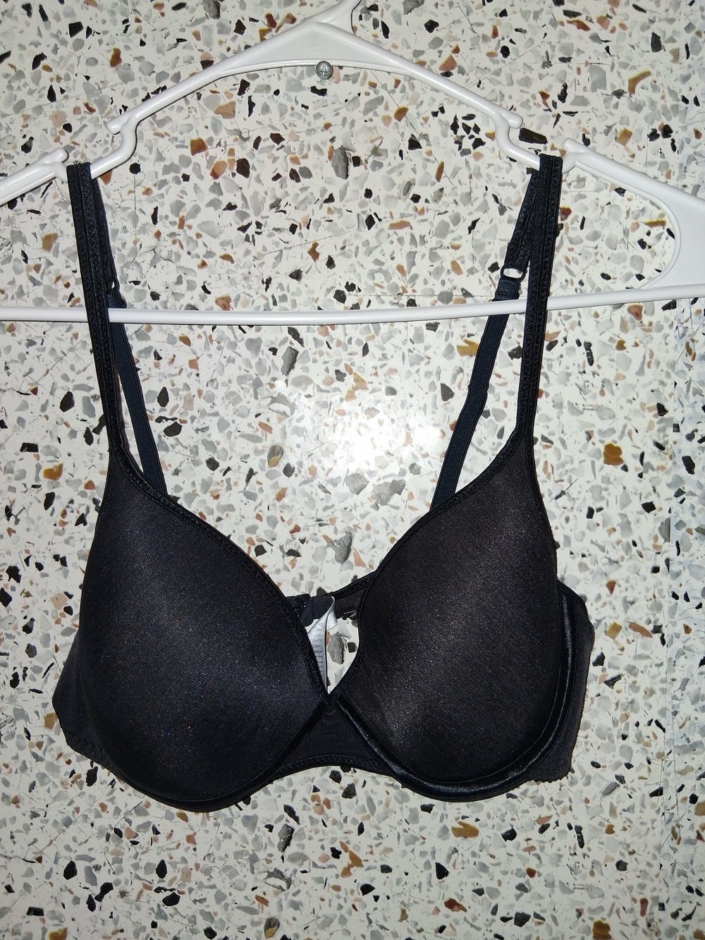 Women's Vassarette Tshirt Bra Size 34C Black Padded With Wires